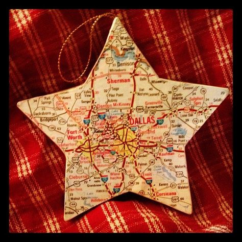 Map Ornament LONE STAR DALLAS. $20.00, via Etsy. Texas Christmas Ornaments, Texas Christmas, Map Ornaments, Map Crafts, Diy Christmas Ornament, Christmas Ornaments Diy, Navidad Diy, Christmas Ornaments To Make, Homemade Christmas