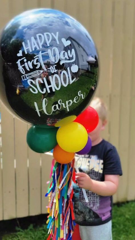 🎈BACK TO SCHOOL BALLOON WANDS 🎈 Surprise your kiddos & celebrate start of school! The wands are handheld & perfect for all those first… | Instagram First Day Of School Balloon Ideas, Back To School Balloon Bouquet, First Day Of School Balloon Decoration, 1st Day Of School Balloons, First Day Of School Balloons, Balloon Pop Countdown Classroom, Back To School Balloons, Graduation Bubble Balloon, First Day School