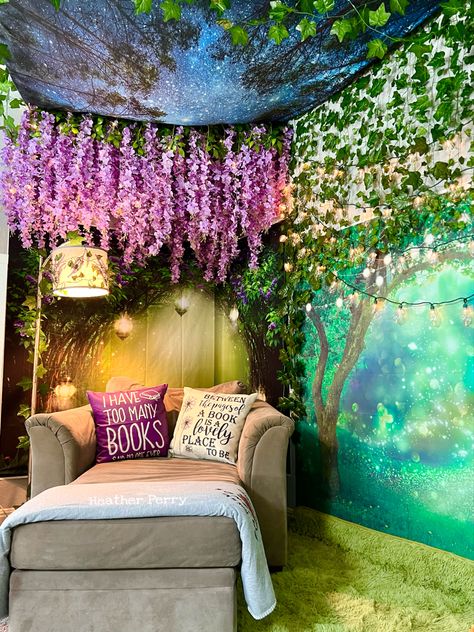 Enchanted Forest Room, Forest Bedroom Ideas, Fairy Garden Room, Bedroom Platform, Enchanted Forest Bedroom, Fairytale Room, Fantasy Interior, Fairytale Bedroom, Forest Bedroom