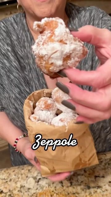 Growing Up Italian™️ on Instagram: "How to make homemade zeppole 🇮🇹 (cookingwithcicoria/TikTok)" Zeppoli Recipe, Zeppole Recipe, Chocolate Lasagna, Yummy Deserts, Italian Pastries, Baking Goods, Food Appetizers, Recipes Pasta, Salisbury Steak