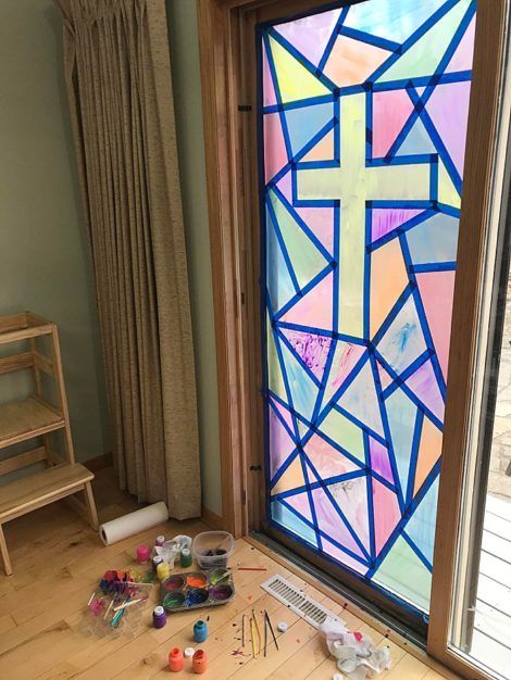 Stained Glass Cross Window, Stained Glass Door Diy, Kids Stained Glass Window Craft, Window Stained Glass Diy, Diy Stained Glass Window Paint, Fake Stained Glass Diy, Diy Window Art, Stained Glass Window Painting, Stained Glass Window Craft