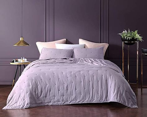 Amazon.com: Bourina Reversible Bedspread Coverlet Set - Pre-Washed Microfiber Ultra Soft Lightweight Star Quilted 3-Piece Quilt Set King, Lavender : Home & Kitchen Lavender Quilt, Girls Bedspreads, Bedroom Duvet, Embroidery Quilt, King Quilt Sets, King Size Pillows, Luxury Bedding Set, High Quality Bedding, Star Embroidery