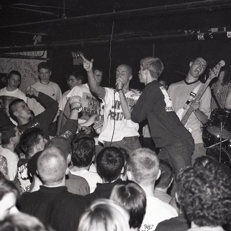 Gorilla Biscuits - hardcore band from New York Hardcore Style, Hardcore Music, Punk Scene, Hardcore Punk, Straight Edge, Punk Rock, Che Guevara, North America, Biscuits