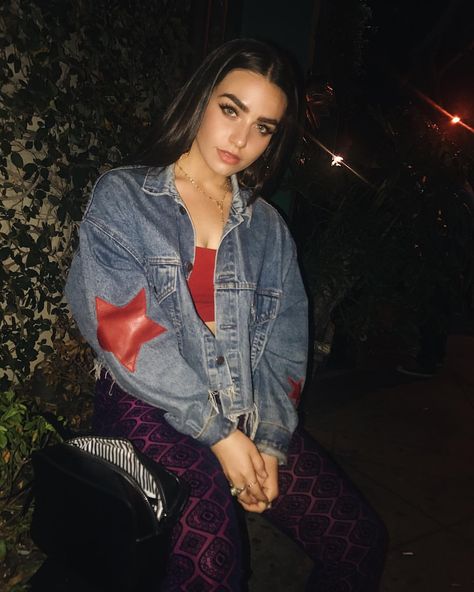 @lilbunnyboo Cartia Mallan, Red Tube Top, Influencers Fashion, Denim Jacket Women, Casual Fits, Passion For Fashion, Stylish Women, New Fashion, Denim Jacket