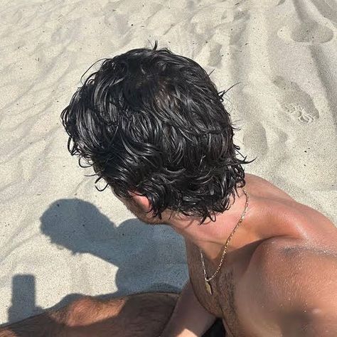 Dark Curls Men, Island Guy Aesthetic, Spanish Boys Aesthetic, Tan Guys With Dark Hair, Arab Boys Aesthetic, Mexican Boy Aesthetic, Latino Men Aesthetic, Black Hair Boy Aesthetic, Latino Boys