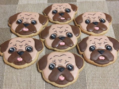 Cupcakes Animals, Cookies Board, Pug Cake, Mighty Mike, Homemade Dog Cookies, Dog Cupcakes, Puppy Obedience Training, Dog Biscuit Recipes, Basic Dog Training