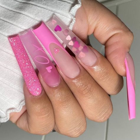 Valentines Nail Set, Pink Valentine Nails, Valentines Nails Ideas, Cute Valentines Nails, Coffin Art, Ongles Bling Bling, Ballerina Coffin, Pink Combination, Vday Nails