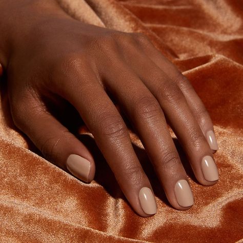 CND’s Instagram post: “Powder My Nose is a sandy, beige shade. Do you like to wear it?” Short Manicure, Short Nail Manicure, Cnd Vinylux, Manicure Inspiration, Nail Manicure, Short Nails, Wear It, Nail Inspo, Scrubs