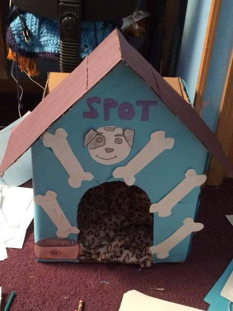 Dog house for preschool dramatic play Dramatic Play Centers Preschool, Preschool Dramatic Play, Preschool Pets, Pet Study, Pet Theme, Toddler Themes, Dramatic Play Preschool, Pet Enclosure, Dramatic Play Centers