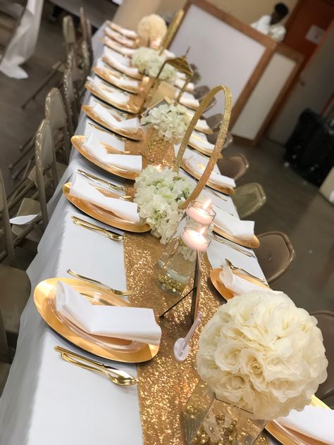 Gold And White Table Decor, White Wedding Reception Decor, Gold And White Table, Gold Quinceanera Theme, Gold Reception Decor, White Table Decor, Gold Theme Birthday, Wedding Table Deco, 50th Wedding Anniversary Decorations