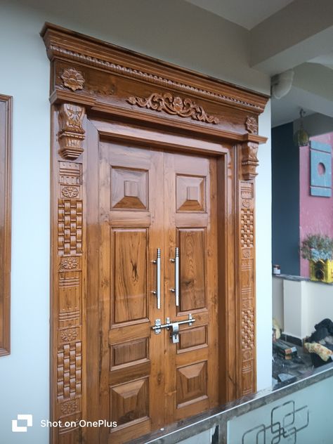 Stylish Doors Entrance, Front Door Design Wood Indian, Wooden Main Door Design Entrance Modern, Main Door Design Entrance Indian, Main Entrance Wooden Doors, Main Door Design Entrance, Indian Main Door Designs, Door Design Entrance, Wooden Window Design