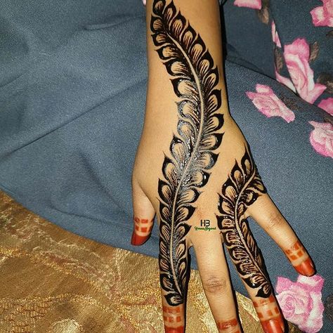 Nigerian Henna Designs, Sudanese Henna Designs, Nigerian Henna, Black Henna Designs, Sudanese Henna, Henna Style Tattoos, Henna Inspired Tattoos, Foot Henna, Henna Tattoo Hand