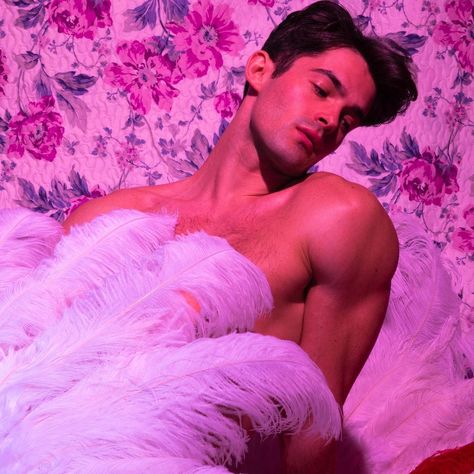 Pink Narcissus, Reference Photos For Artists, Male Models Poses, Gay Aesthetic, Pink Men, Flower Boys, Gay Art, Film Aesthetic, Character Aesthetic