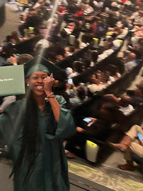 Year Book Photo Ideas, Walking Across The Stage Graduation, Black Graduation Aesthetic, Army Graduation Pictures, Green Graduation Aesthetic, Black Scholar Aesthetic, Kiannacore Aesthetic, First Class Graduate, Black Girlboss Aesthetic