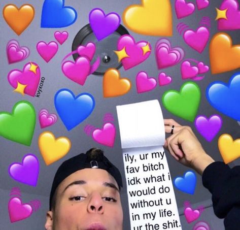 .・゜✭ 𝘭𝘪𝘭𝘪𝘢𝘯𝘢𝘶𝘳𝘴𝘰_ ・.・✫・ Crazy For Him, Below Her Mouth, Flirty Memes, Love You Meme, Response Memes, Snapchat Stickers, Current Mood Meme, Cute Love Memes, Crush Memes