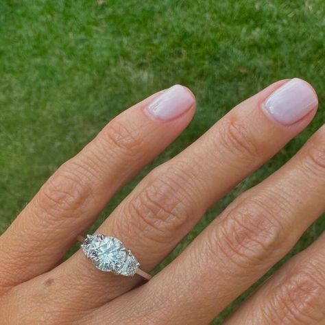 Half Moon Side Stones, Half Moons, Brilliant Diamond, 1 Carat, Half Moon, Diamond Engagement Ring, Jewelry Ideas, Round Brilliant, Open Shoulder