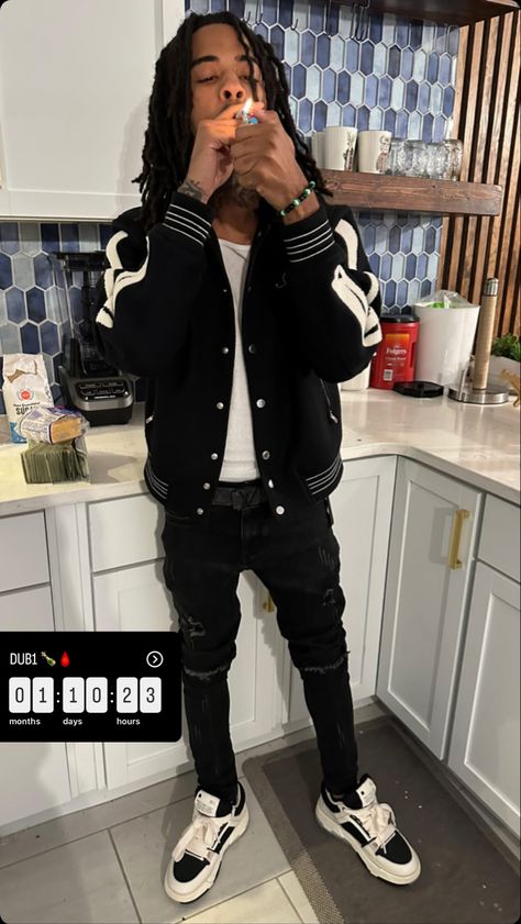 Scammer Fits, Trap Fits, Fit Poses, Hood Dudes, Black Ocs, Winter Drip, Rapper Aesthetic, Hard Fits, Lightskinned Boys