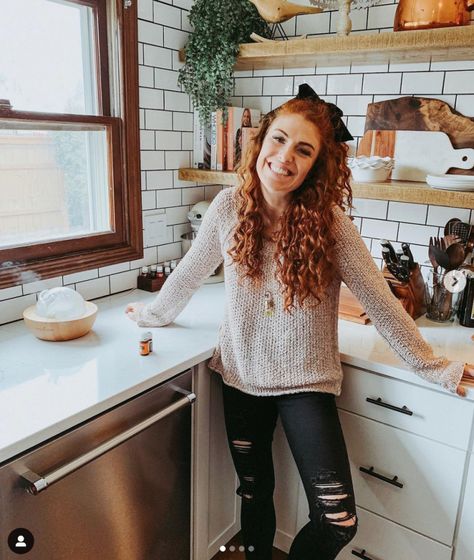 LITTLE People Big World star Audrey Roloff has opened up about “backing out” of writing her third book. It comes after the 29-year-old was slammed for “profiting off” her marriage as social media users shamed her for pretending to be a marriage expert. Audrey, who is married to Jeremy Roloff, 30, recently promoted her new […] Roloff Family, Amy Roloff, Audrey Roloff, Home Smell, 29 Years Old, Church Outfits, World Star, House Smells, Little People