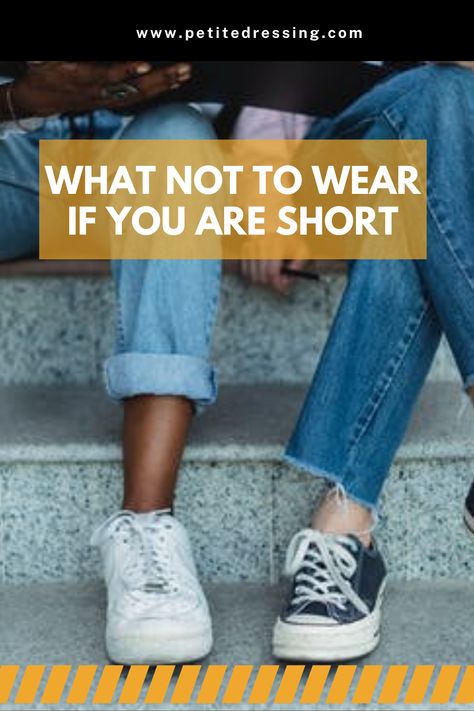 Outfit For Short Women Aesthetic, Converse Outfit Womens Casual, Petite Casual Work Outfits, Cute Outfits For Short People, Mom Jeans For Short Women, Best Jeans For Petite Women Over 50, Best Shoes For Short Women, Autumn Outfits For Short Women, Best Style Jeans For Short Women