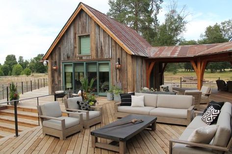 Jim Belushi's vacation cabin on Southern Oregon's Rogue River (photos) - oregonlive.com Jim Belushi, Bbq Shack, River Photos, Rustic Houses, Gym Garage, Cabin Inspiration, Lincoln Logs, River Cabin, Cabin Exterior