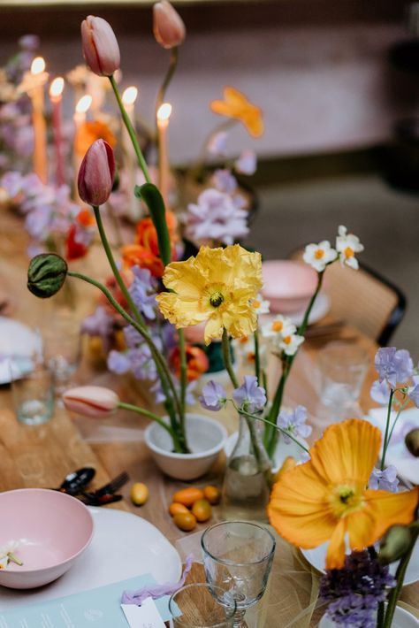 Industrial Wedding Table, Elevated Picnic, Modern City Wedding, Wedding Ideas 2024, Led Wedding, Vintage Wedding Ideas, Spring Colours, Colour Texture, Spring Wedding Inspiration