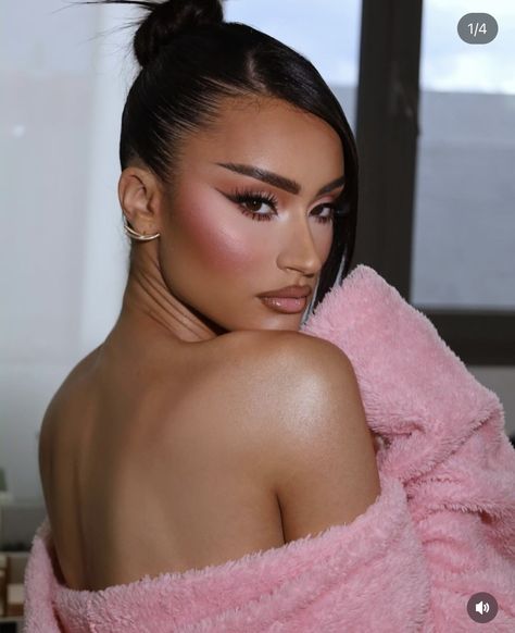 Pink Dress Outfit Makeup, Pink Glam Makeup Looks, Light Pink Dress Outfit, Aura Photoshoot, Pink Dress Makeup, Pink Dress Outfit, Bombshell Makeup, Pink Dress Outfits, Soft Makeup Looks