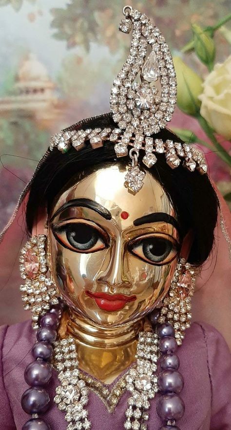 Radha Krishna Temple, Deity Clothes, Hare Rama Hare Krishna, Krishna Hd, Laddu Gopal Dresses, Krishna Flute, Krishna Book, Little Krishna, Radha Krishna Wallpaper