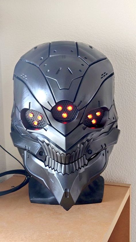 Robot Helmet Design, Cool Masks Designs Ideas, Robot Head Design, Cyberpunk Mask Design, Sci Fi Mask, Robot Helmet, Robot Mask, Cyberpunk Helmet, Helmet Concept