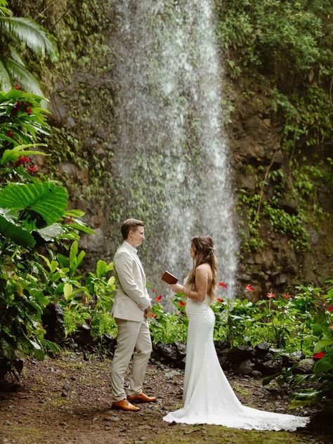 Waterfall Wedding Venues // 2024 Guide — Elopement Photographer & Guide... — Texas Elopement Photographer | Sarah Linda Photography Waimea Falls Wedding, Multnomah Falls Wedding, Kauai Waterfalls, Rainforest Wedding, Colorado Waterfalls, Elope In Hawaii, Hawaii Mountains, Waimea Falls, Hawaii Waterfalls