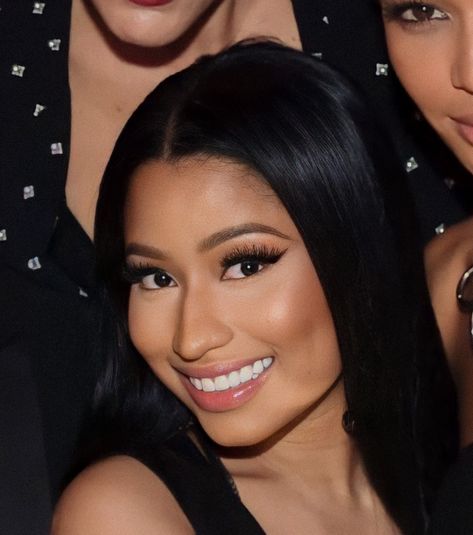 Nicki Barbie, Marie Antoinette Wig, Queen Of Rap, Nicki Minaj Hairstyles, Ig Baddie, Nicki Minaj Wallpaper, Ig Model, Nicki Minaj Photos, Pretty Hurts