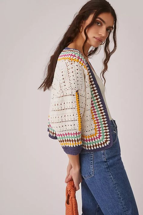 Cropped Crochet Cardigan, Confection Au Crochet, Crochet Diy, Crochet Cardigan Pattern, Crochet Vest, Crochet Blouse, Crochet Crop Top, Cardigan Pattern, Knit Fashion