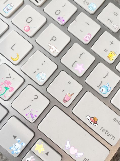 Tumblr Core, Macbook Cover Stickers, Laptop Keyboard Stickers, Aesthetic Cybercore, Cute Keyboard, Rp Aesthetic, Pretty School Supplies, Laptop Case Stickers, Laptop Decoration