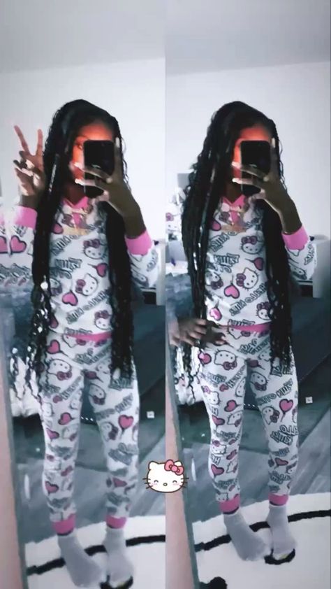 Pjs Black Women, Teen Swag Outfits, Fly Outfit, Mirror Pics, Best Poses For Pictures, Cute Lazy Outfits, Cute Lazy Day Outfits, Lazy Day Outfits