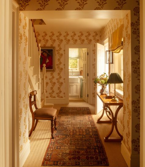 English Hallway, Lulu Lytle, British Style Interior, Soane Britain, Fern Wallpaper, Rattan Table, Childhood Home, Bespoke Lighting, English Country House