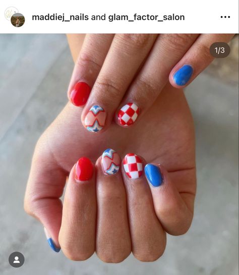 Cute Short Acrylic Nails Fourth Of July, Retro 4th Of July Nails, Blue And Red Nails, Nails Acrylic Coffin, America Nails, Country Nails, Fourth Of July Nails, Blue Skull, Finger Paint