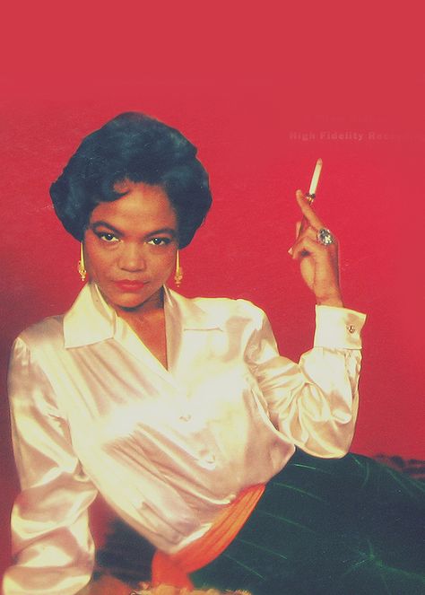 Ertha Kitt, Eartha Kitt Santa Baby, Black Pin Up, Great Songs, Eartha Kitt, She's A Lady, Black Entertainment, Vintage Black Glamour, Santa Baby