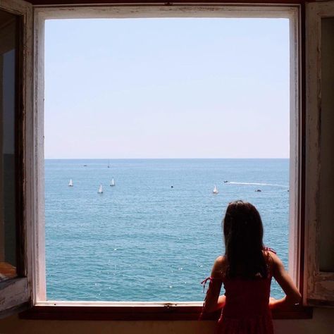 Looking Out The Window, Europe Summer, Italian Summer, Summer Feeling, Summer Dream, In The Ocean, European Summer, Instagrammer, Endless Summer