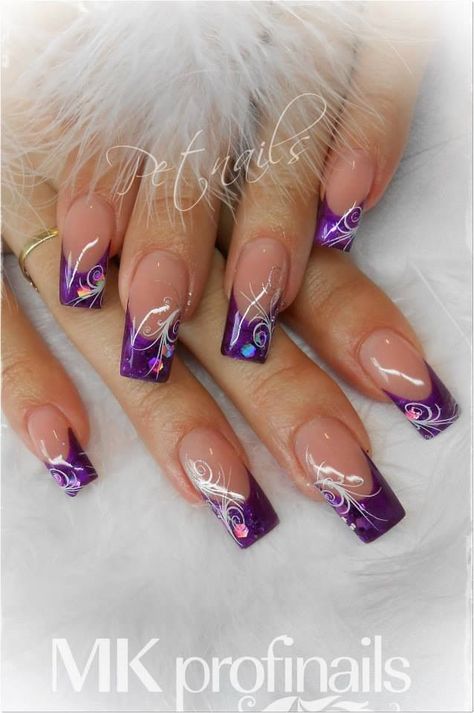 nail designs green christmas nail designs glitter Purple And Silver Nails, Purple Nail Art Designs, Dark Nail Designs, French Manicures, Manicure Designs, Purple Nail Art, Purple Acrylic Nails, Manicure Nail Designs, Gel Nail Art Designs