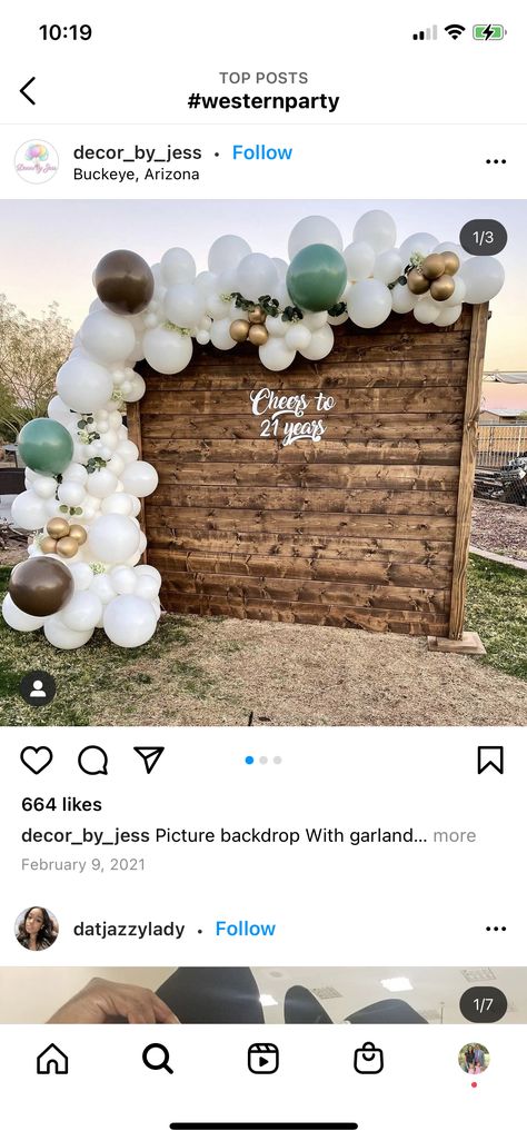 Rustic 18th Birthday Party Ideas, Country Balloon Arch, Graduation Party Ideas Western Theme, Western Party Backdrop Ideas, 21st Birthday Ideas Country, Country Chic Graduation Party Ideas, Country Themed 21st Birthday, Country Grad Party, Rustic Prom Themes