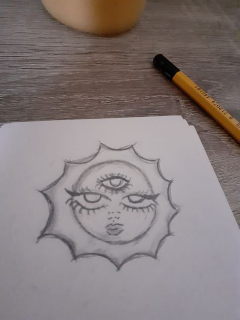 Sun With Eyes Drawing, Circle Eyes Drawing, Sun With Face Drawing, Sun Face Drawing, Face Pencil Drawing, Drawing Sun, Sun Drawing, Record Painting, Eye Sketch