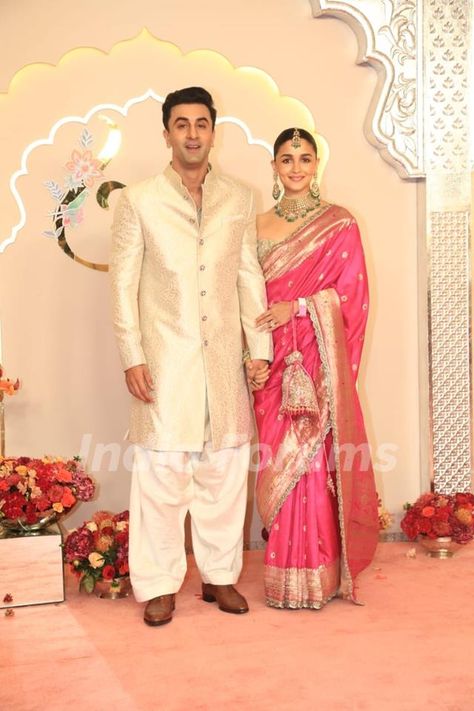 Ranbir Kapoor and Alia Bhatt at Anant Ambani and Radhika Merchant's Wedding Ceremony Alia And Ranbir, Ambani Wedding, Anant Ambani, New Television, Celebrity News Gossip, Cricket Sport, Celebration Gif, Ranbir Kapoor, Hobbies And Interests