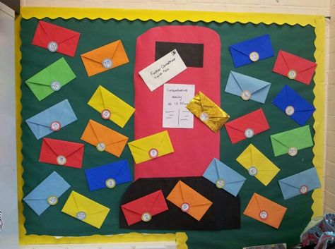 Jolly Postman Display, Winter Classroom Display, Advent Display, Jolly Christmas Postman, School Kids Activities, Reception Classroom, October Activities, Preschool Christmas Crafts, Christmas Concert