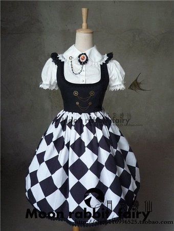 Alice In Wonderland Dress, Wonderland Dress, Lolita Outfits, Old Fashion Dresses, Pattern Dress, Kawaii Clothes, Lolita Dress, Gothic Lolita, Mode Vintage