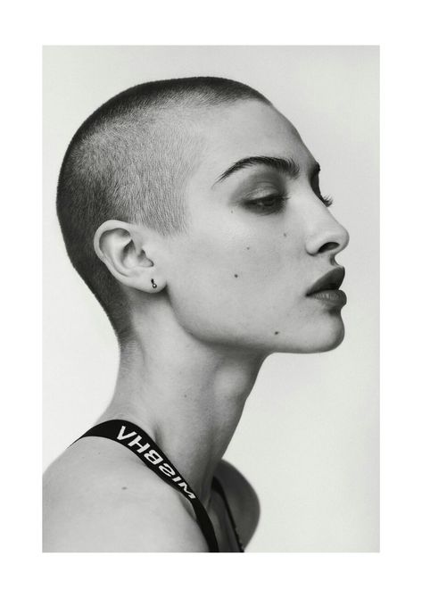 Bald Model Photoshoot, Buzzcut Side Profile, Shaved Heads Women, Side Portrait Photography, Face Profile Reference, Woman Face Profile, Faces In Profile, Buzzcut Women, Side Profile Woman