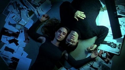 Requiem for a Dream - overhead shot and set dressing Requiem Of A Dream, Michael Haneke, Indie Movie Posters, Requiem For A Dream, Darren Aronofsky, Fritz Lang, John Malkovich, Septième Art, David Fincher