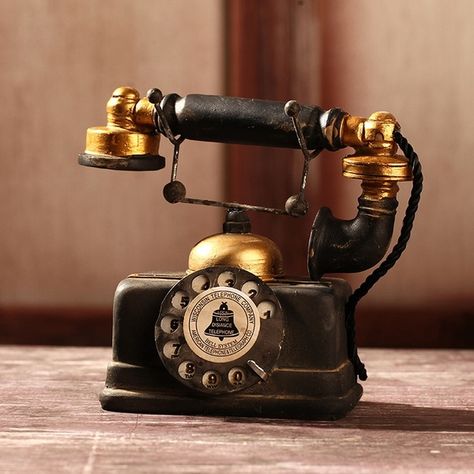 Classical Office, Phone Craft, Telephone Retro, Rotary Telephone, Antique Phone, Antique Telephone, Hanging Furniture, Vintage Telephone, Desk Decoration