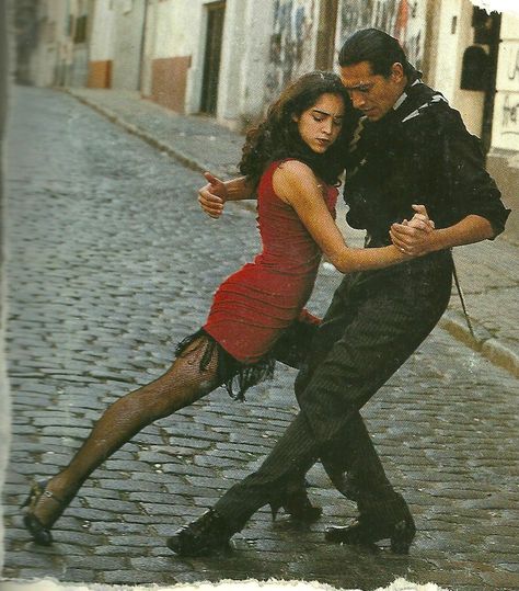 Tango dance lessons Scottsdale, Dancing In The Street, Tango Dancers, Tango Dance, Argentine Tango, Shall We Dance, Ballroom Dancing, Body Reference Poses, 인물 드로잉, Human Poses Reference