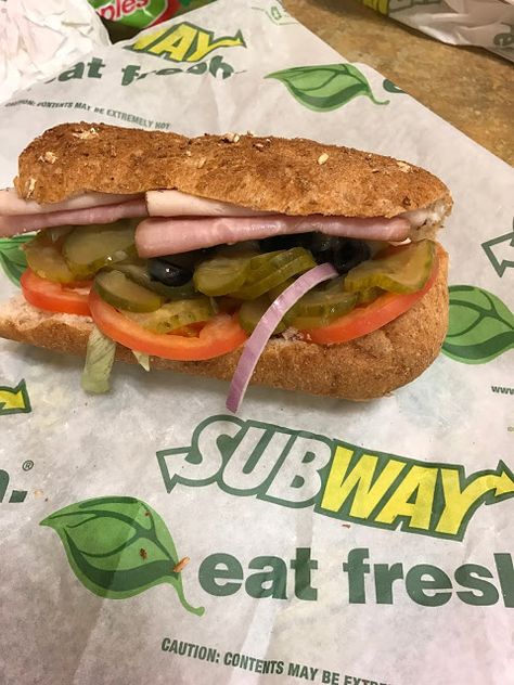 Low Cal Subway Orders, Subway Sandwich Order Ideas, Healthy Subway Orders, Subway Eat Fresh, Subway Food, Subway Bmt Sandwich, Subway Sandwiches, Subway Sandwich, Sub Sandwich