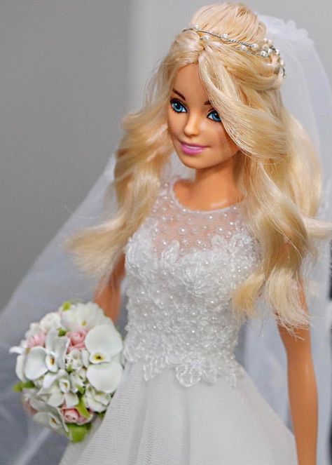 1..6/ sammurakammi Barbie Tumblr, Doll Wedding Dress, Barbie Bridal, Sewing Barbie Clothes, Barbie Top, Barbie Wedding Dress, Barbie Diorama, Barbie Dolls Diy, Barbie Fashionista Dolls