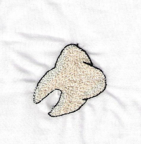 Dental Embroidery, Tooth Embroidery, Embroidered Fashion, Shirt Diy, T Shirt Diy, Art Inspo, Halloween Costume, Halloween Costumes, Cross Stitch